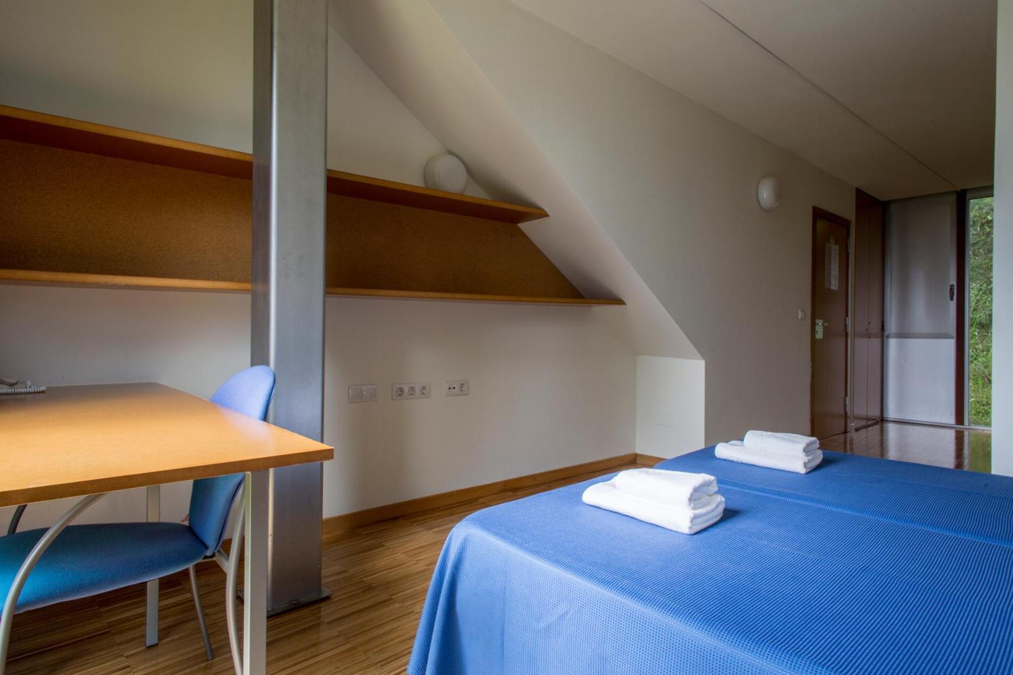 Residencia Universitaria Resa O Castro Vigo Kültér fotó