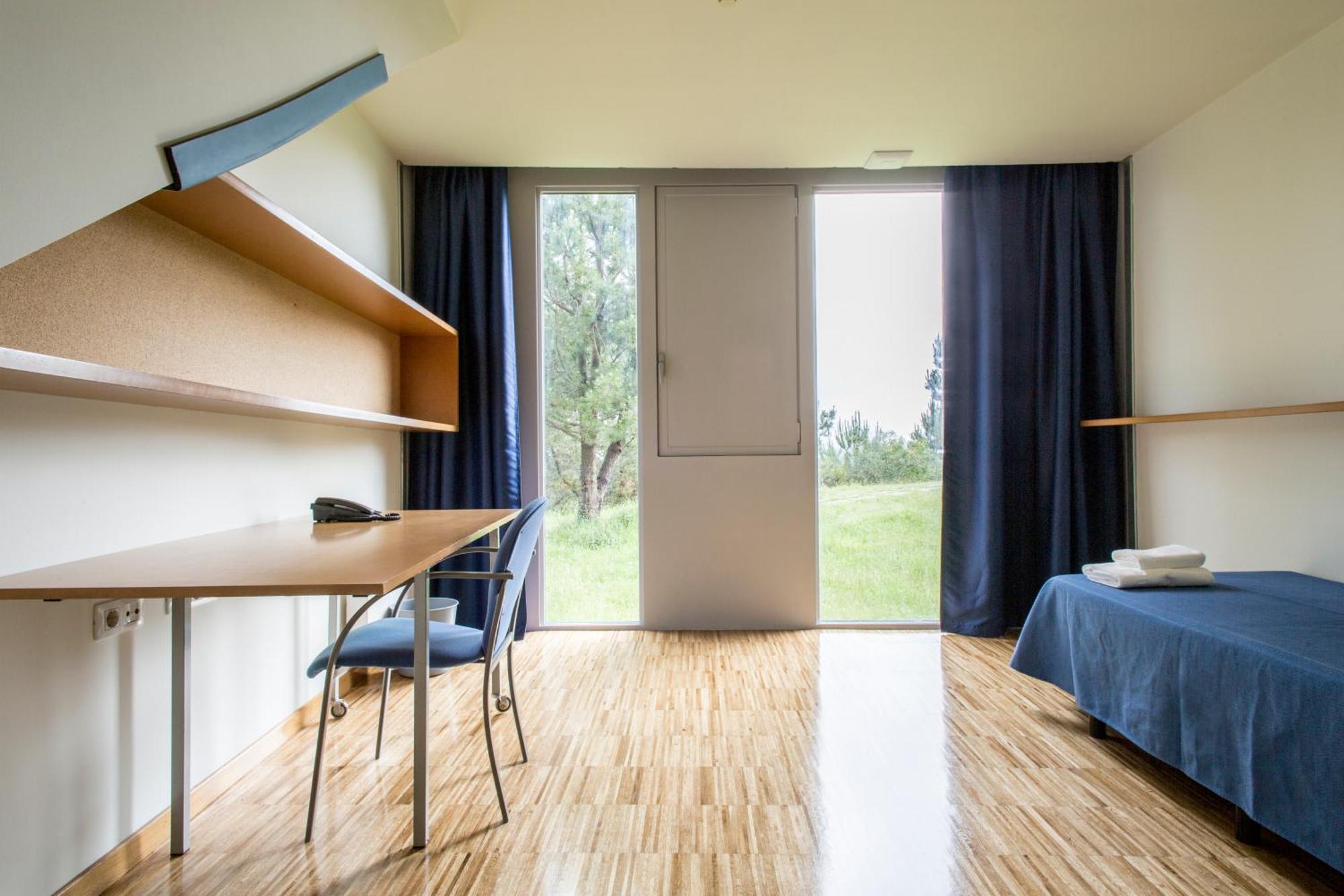 Residencia Universitaria Resa O Castro Vigo Kültér fotó